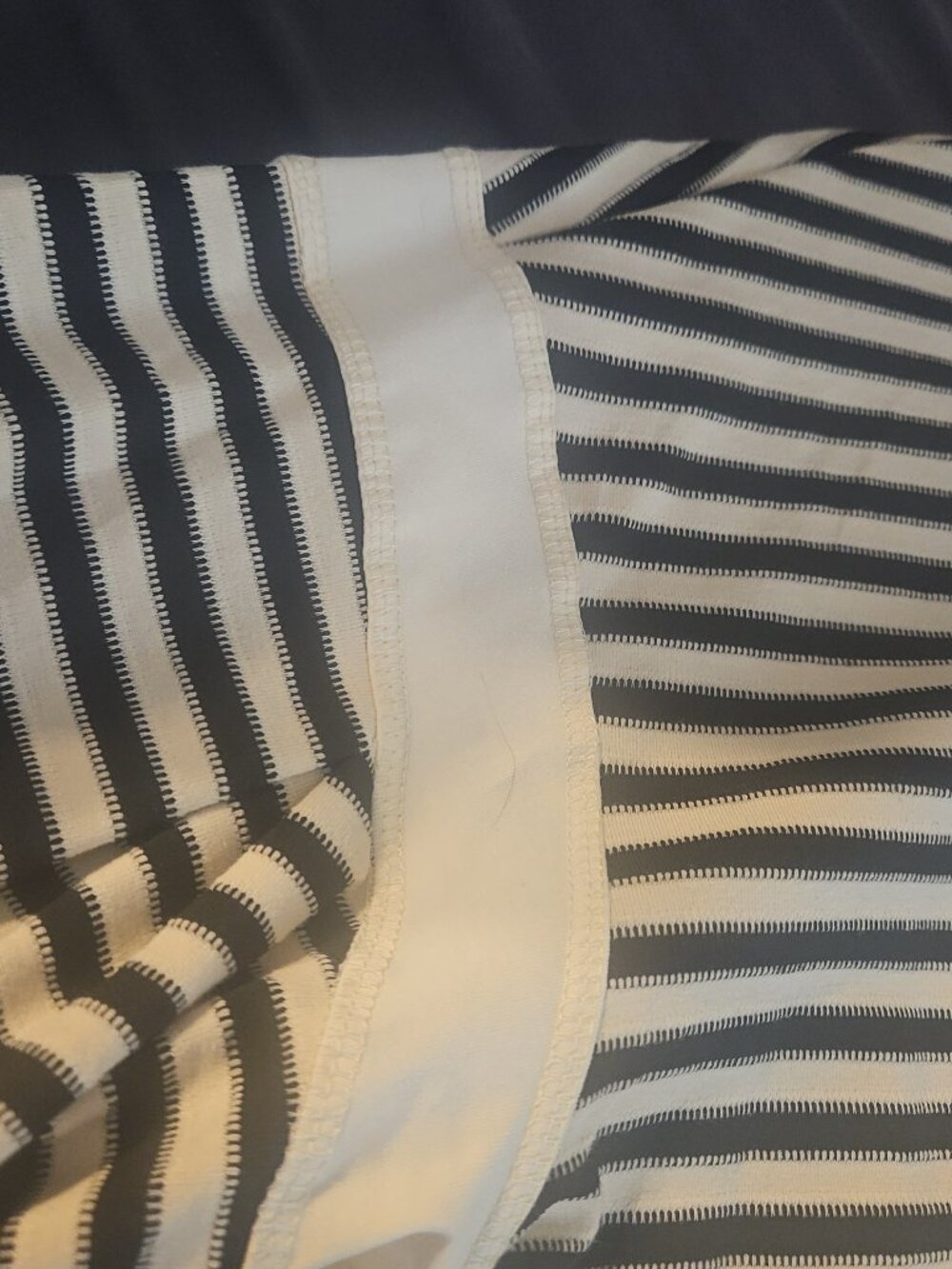 Striped long sleeve tee - Picture 3 of 3
